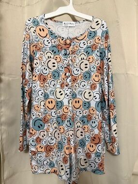 Mason Grey Women’s Long-Sleeve Smile Print Pajama Top - Blue/Peach